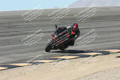 media/Oct-13-2025-Moto Forza (Mon) [[a66d839500]]/3-B Group/Session 2 (Bowl)/